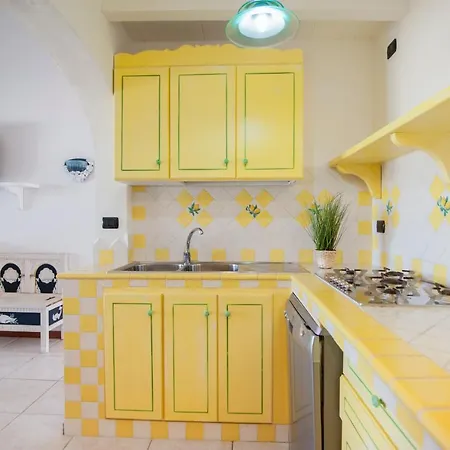 70 Metri-spiaggia Privatalettini E Ombrelloni Free Apartment
